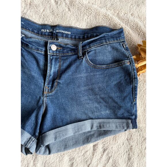Old Navy Boyfriend Fit Jean Shorts Size 12 - Picture 2 of 5